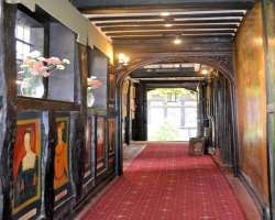 The place attracts people of all kinds. Its architecture, is a mix between centuries. Its cellars date from 1556 with  16th-century additions in the T